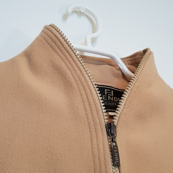 SOLD - Fendi 100% Cashmere Beige Blazer Jacket - Picture 9 of 12